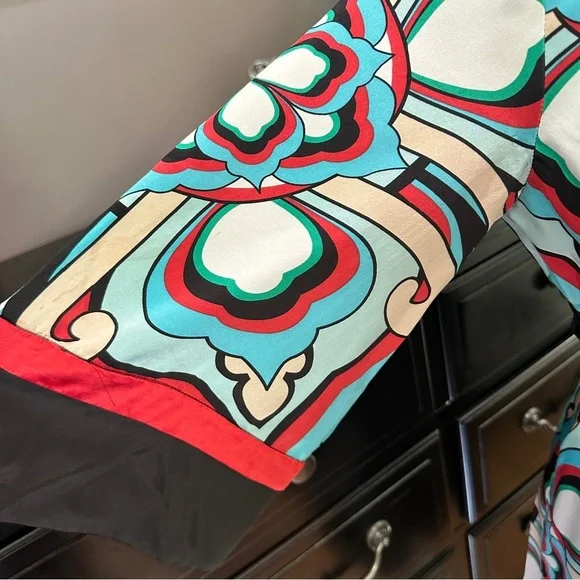 BeBe 100% Silk Graphic V-Neck Dress Size Small - Picture 6 of 16